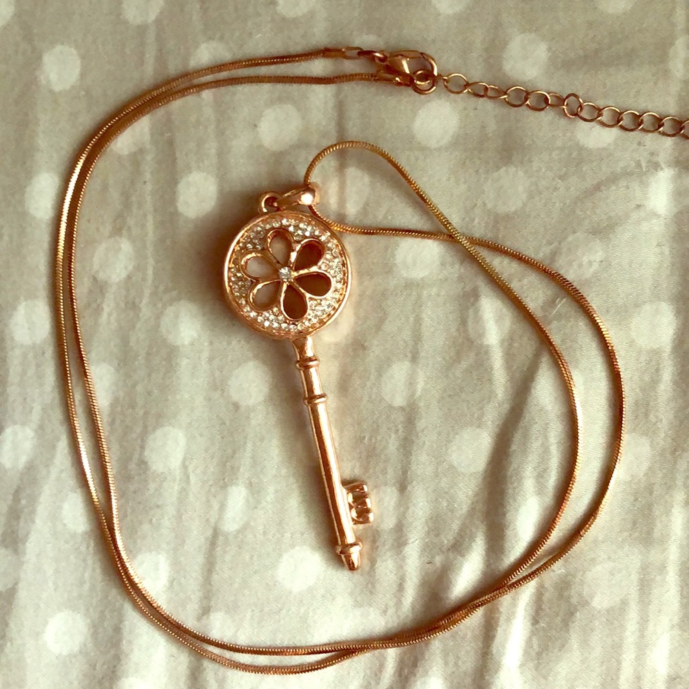 Reversible long key 🔑 necklace